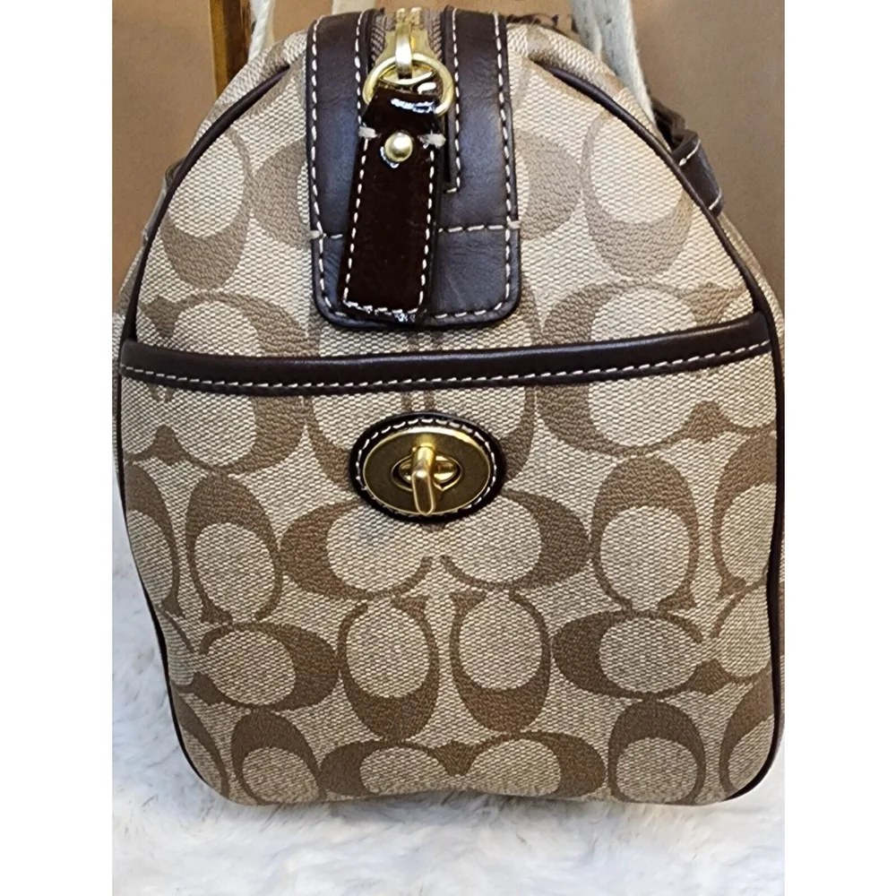 Coach Signature Canvas Satchel in Khaki/Brown
